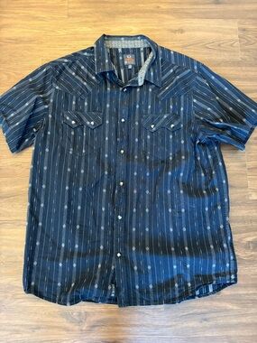 Men's Casual Short-Sleeve Button-Down Shirt — Blue Stripe